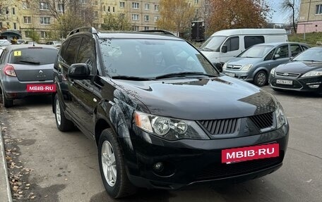 Mitsubishi Outlander III рестайлинг 3, 2007 год, 1 230 000 рублей, 4 фотография