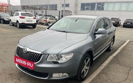 Skoda Superb III рестайлинг, 2012 год, 1 150 000 рублей, 2 фотография