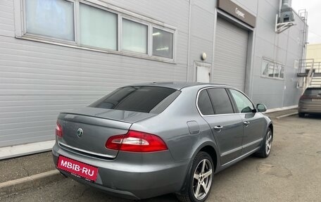 Skoda Superb III рестайлинг, 2012 год, 1 150 000 рублей, 3 фотография