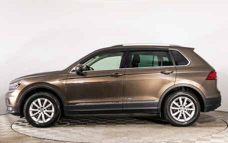 Volkswagen Tiguan II, 2018 год, 3 075 000 рублей, 8 фотография