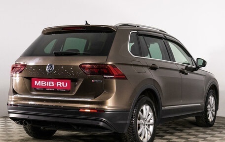 Volkswagen Tiguan II, 2018 год, 3 075 000 рублей, 5 фотография