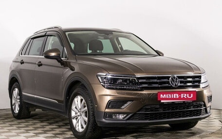 Volkswagen Tiguan II, 2018 год, 3 075 000 рублей, 3 фотография