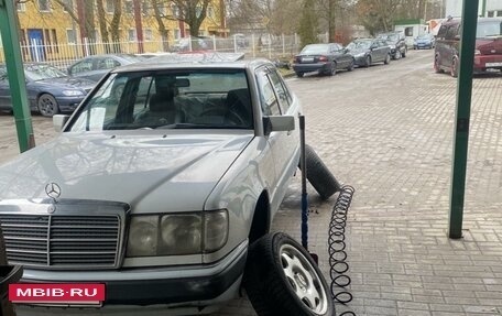 Mercedes-Benz E-Класс, 1993 год, 180 000 рублей, 5 фотография