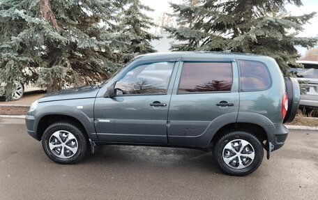 Chevrolet Niva I рестайлинг, 2011 год, 580 000 рублей, 10 фотография