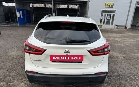 Nissan Qashqai, 2021 год, 3 000 000 рублей, 6 фотография