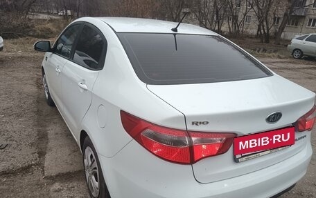 KIA Rio III рестайлинг, 2012 год, 840 000 рублей, 18 фотография