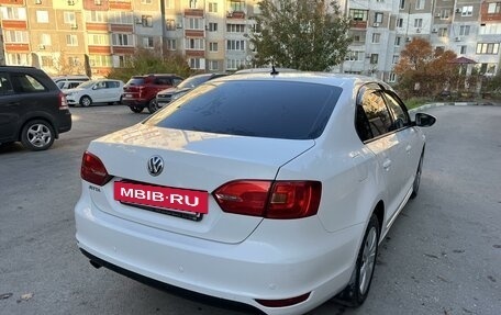 Volkswagen Jetta VI, 2013 год, 1 360 000 рублей, 11 фотография