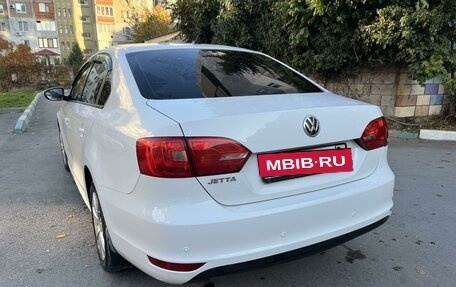 Volkswagen Jetta VI, 2013 год, 1 360 000 рублей, 13 фотография