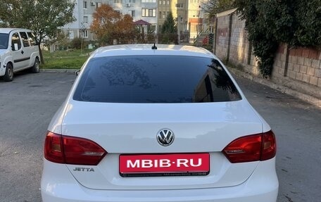 Volkswagen Jetta VI, 2013 год, 1 360 000 рублей, 12 фотография