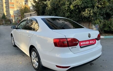 Volkswagen Jetta VI, 2013 год, 1 360 000 рублей, 14 фотография