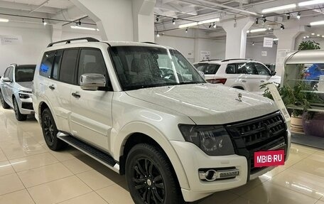 Mitsubishi Pajero IV, 2019 год, 3 990 000 рублей, 3 фотография