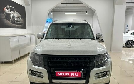 Mitsubishi Pajero IV, 2019 год, 3 990 000 рублей, 2 фотография