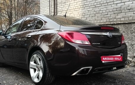 Opel Insignia II рестайлинг, 2011 год, 800 000 рублей, 2 фотография