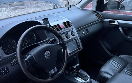 Volkswagen Touran III, 2008 год, 850 000 рублей, 11 фотография