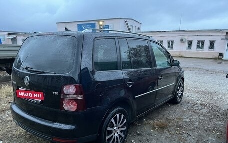 Volkswagen Touran III, 2008 год, 850 000 рублей, 5 фотография