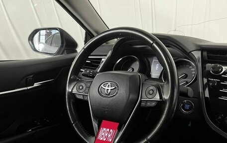 Toyota Camry, 2020 год, 3 090 000 рублей, 9 фотография