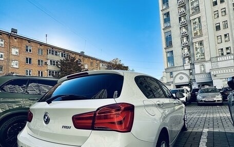 BMW 1 серия, 2018 год, 2 500 000 рублей, 9 фотография