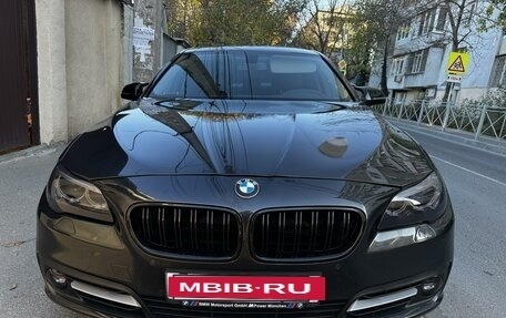 BMW 5 серия, 2013 год, 2 300 000 рублей, 3 фотография