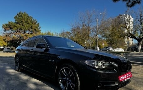 BMW 5 серия, 2013 год, 2 300 000 рублей, 32 фотография