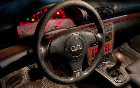 Audi A4, 1998 год, 250 000 рублей, 6 фотография