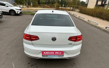 Volkswagen Passat B8 рестайлинг, 2016 год, 2 475 000 рублей, 8 фотография