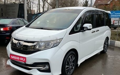 Honda Stepwgn IV, 2015 год, 2 350 000 рублей, 3 фотография