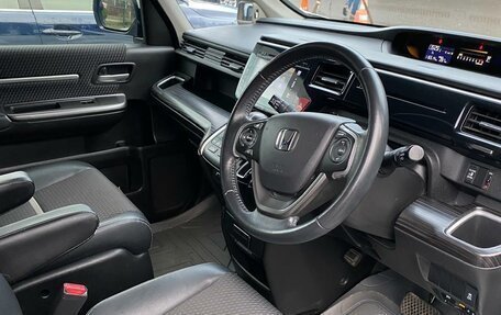 Honda Stepwgn IV, 2015 год, 2 350 000 рублей, 7 фотография