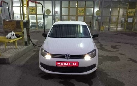 Volkswagen Polo VI (EU Market), 2010 год, 530 000 рублей, 3 фотография