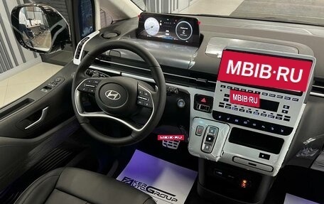 Hyundai Staria, 2024 год, 9 400 000 рублей, 34 фотография