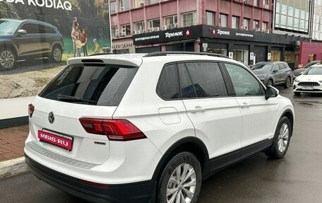 Volkswagen Tiguan II, 2019 год, 2 549 000 рублей, 6 фотография