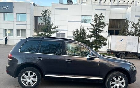 Volkswagen Touareg III, 2008 год, 1 090 000 рублей, 6 фотография