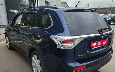 Mitsubishi Outlander III рестайлинг 3, 2013 год, 1 390 000 рублей, 1 фотография