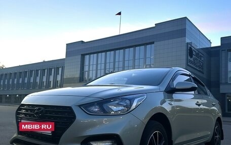 Hyundai Solaris II рестайлинг, 2019 год, 1 600 000 рублей, 3 фотография