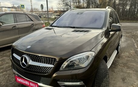 Mercedes-Benz M-Класс, 2012 год, 2 950 000 рублей, 3 фотография