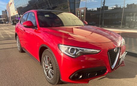 Alfa Romeo Stelvio, 2018 год, 2 500 000 рублей, 4 фотография