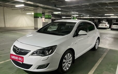 Opel Astra J, 2011 год, 920 000 рублей, 15 фотография