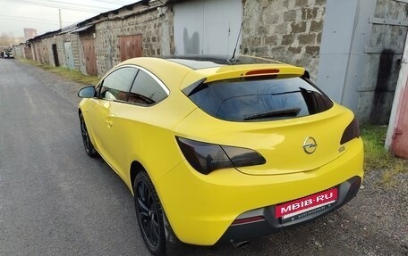 Opel Astra J, 2013 год, 890 000 рублей, 3 фотография