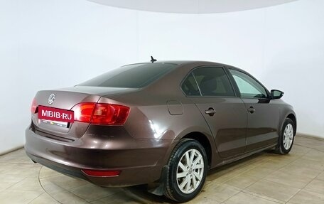 Volkswagen Jetta VI, 2014 год, 990 000 рублей, 5 фотография