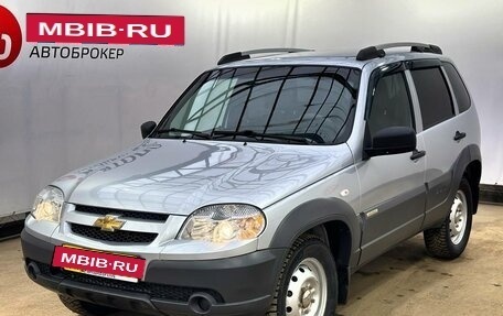 Chevrolet Niva I рестайлинг, 2016 год, 779 000 рублей, 3 фотография