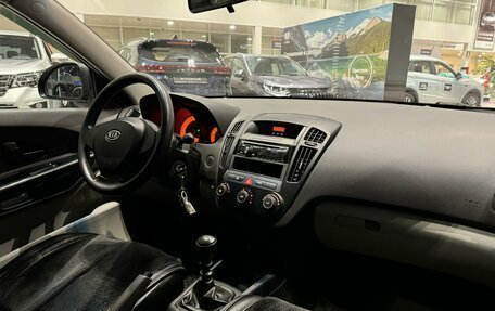 KIA cee'd I рестайлинг, 2009 год, 620 000 рублей, 24 фотография