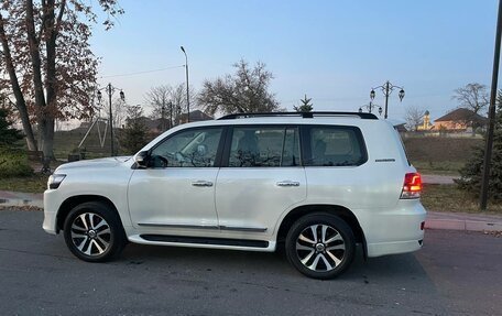 Toyota Land Cruiser 200, 2015 год, 5 999 999 рублей, 8 фотография