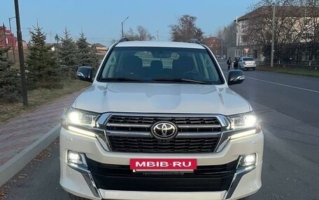 Toyota Land Cruiser 200, 2015 год, 5 999 999 рублей, 9 фотография