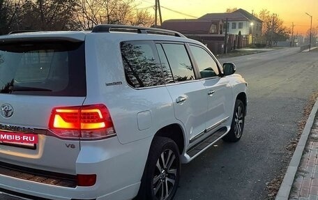 Toyota Land Cruiser 200, 2015 год, 5 999 999 рублей, 10 фотография