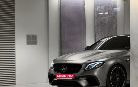 Mercedes-Benz E-Класс AMG, 2017 год, 7 400 000 рублей, 6 фотография