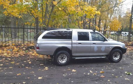 Mitsubishi L200 III рестайлинг, 2004 год, 820 000 рублей, 6 фотография