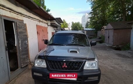 Mitsubishi L200 III рестайлинг, 2004 год, 820 000 рублей, 10 фотография