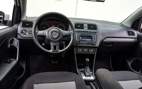 Volkswagen Polo VI (EU Market), 2012 год, 1 060 000 рублей, 6 фотография