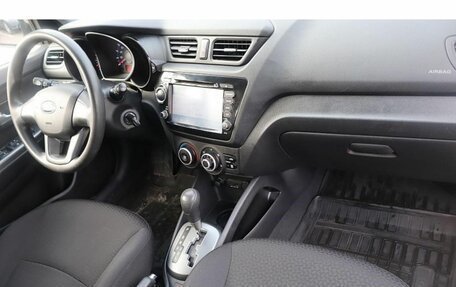 KIA Rio III рестайлинг, 2013 год, 800 000 рублей, 5 фотография