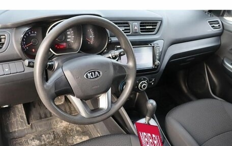 KIA Rio III рестайлинг, 2013 год, 800 000 рублей, 6 фотография