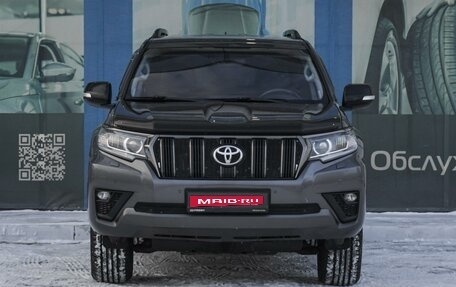 Toyota Land Cruiser Prado 150 рестайлинг 2, 2020 год, 5 499 000 рублей, 3 фотография